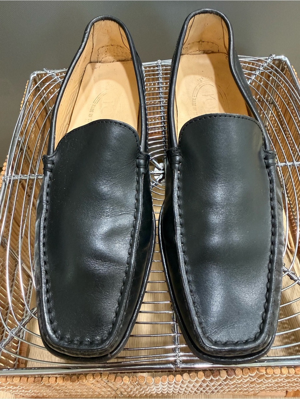 Vintage Tod’s Black Leather Driving Loafers Moccasins Size 36